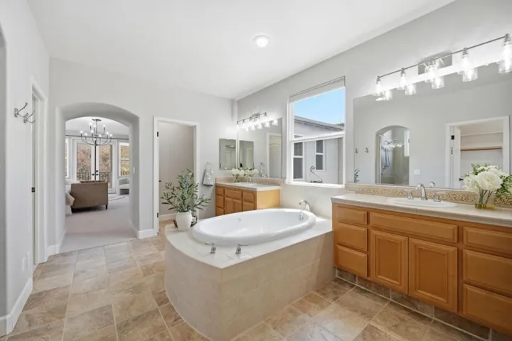2645 Muirfield Way, Gilroy, California 95020