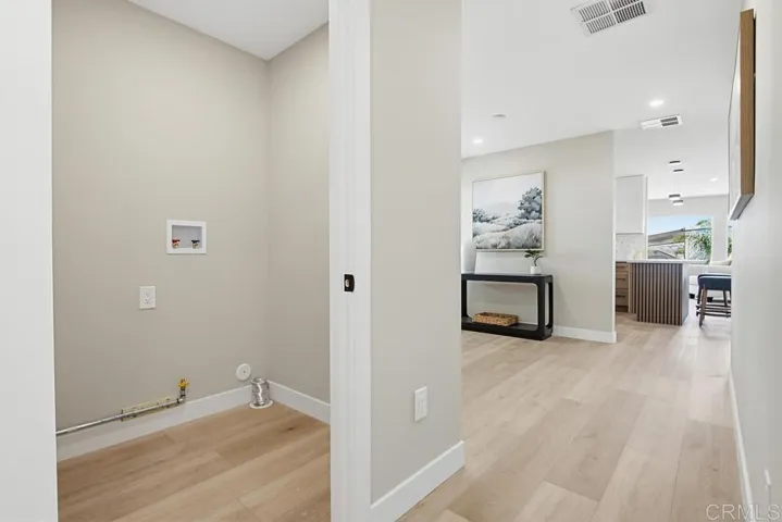 68 Brookside Lane, Oceanside, California 92056