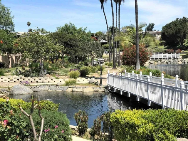 68 Brookside Lane, Oceanside, California 92056