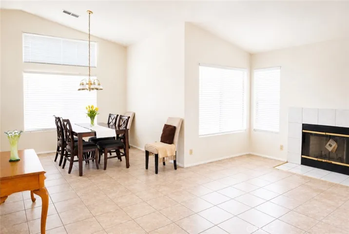 Dinning/Living room