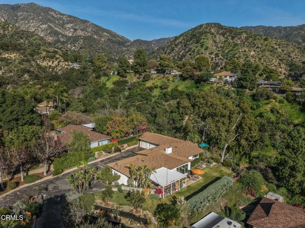 66-web-or-mls-1091 Briarcliff Rd_aerial_