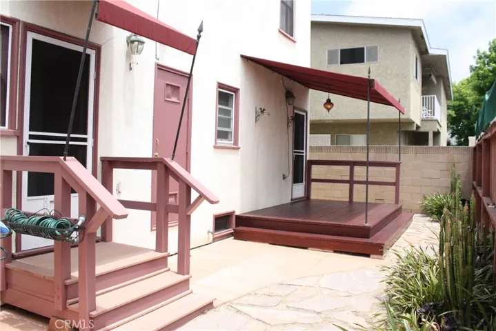 shared back patios