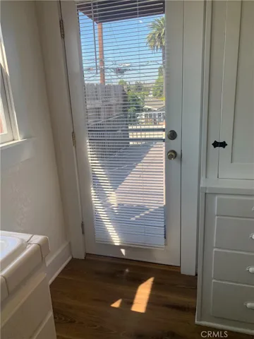 2626 door to patio deck