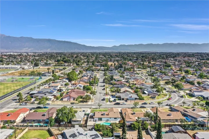16341 Holly, Fontana, California 92335