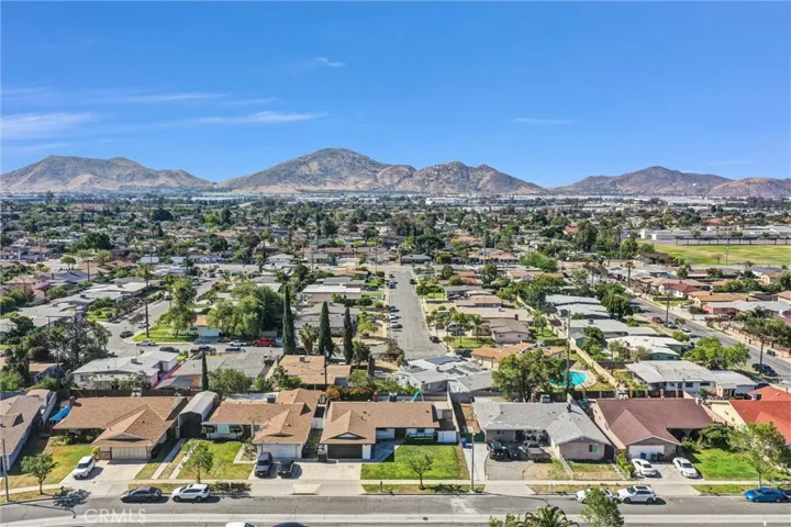 16341 Holly, Fontana, California 92335