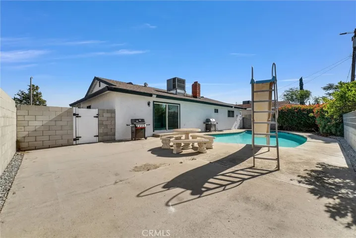 16341 Holly, Fontana, California 92335