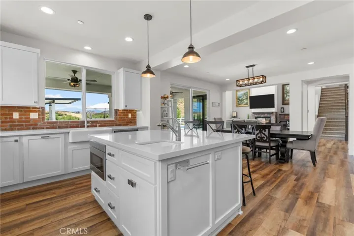 39580 Avenida Arizona, Temecula, California 92591