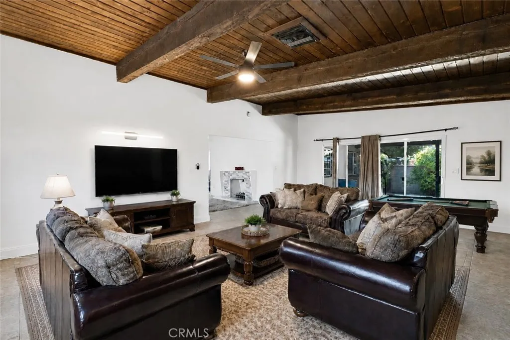 VIRTUAL STAGING