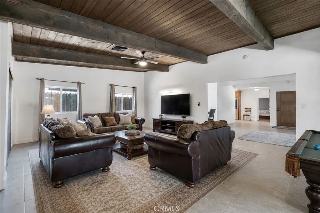VIRTUAL STAGING