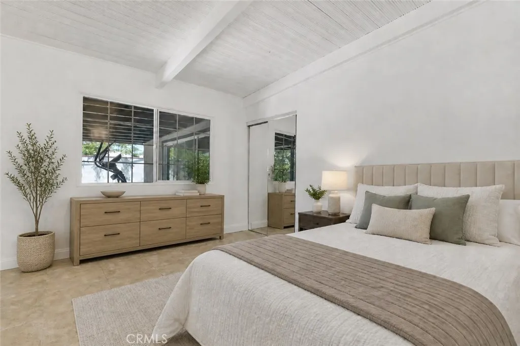 VIRTUAL STAGING