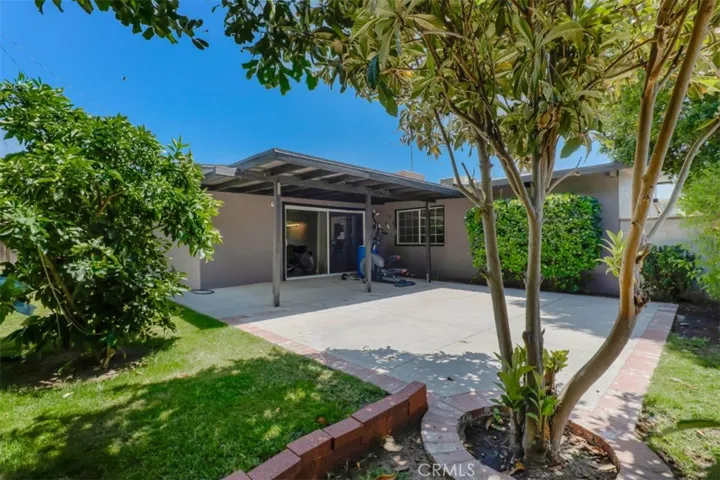 18027 Hatton Street, Reseda, California 91335