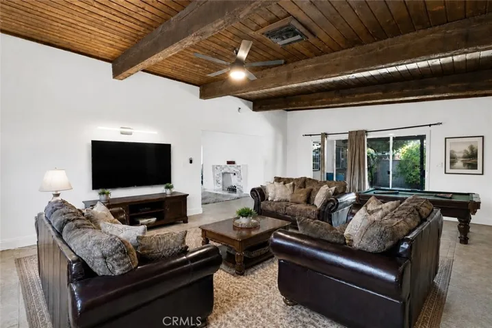 VIRTUAL STAGING
