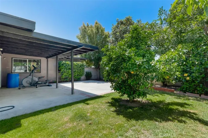 18027 Hatton Street, Reseda, California 91335
