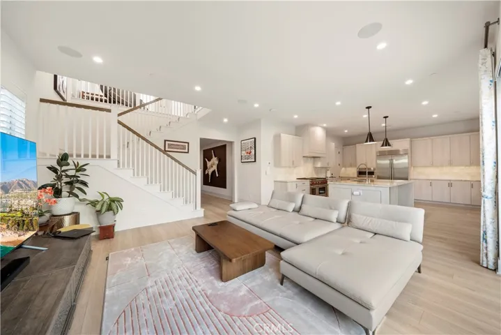 317 Brimwood, Irvine, California 92618