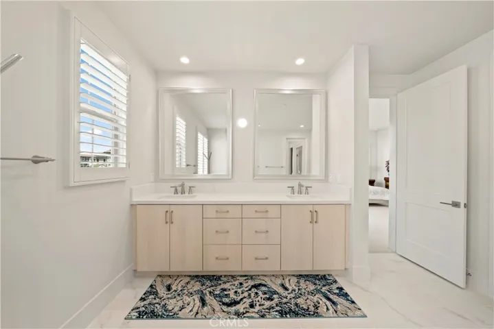317 Brimwood, Irvine, California 92618