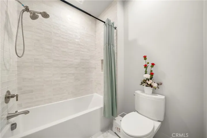 317 Brimwood, Irvine, California 92618