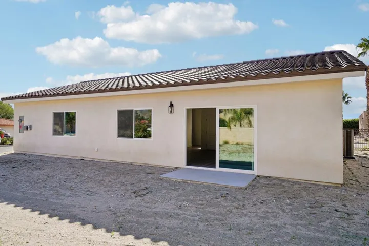 37-web-or-mls-Spyglass Ave-S3101-037