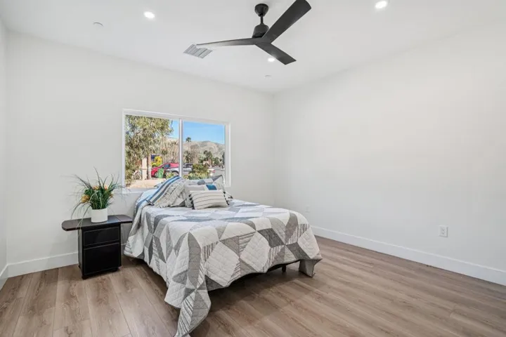 19-web-or-mls-Spyglass Ave-S3101-019