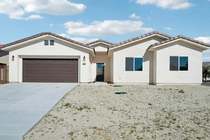 1-web-or-mls-Spyglass Ave-S3101-001