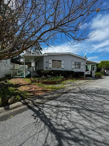 77 Creekside Drive, Half Moon Bay, California 94019