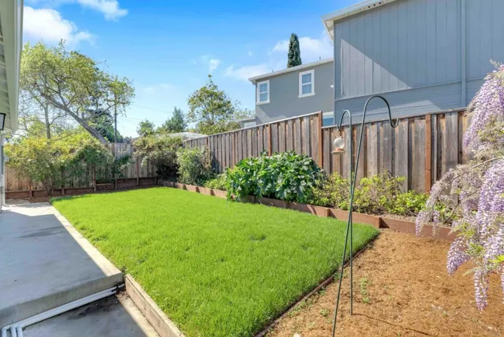 2204 Roosevelt Avenue, Redwood City, California 94061