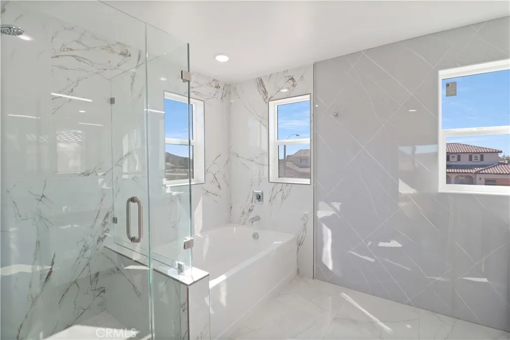 Main House Primary Bathroom