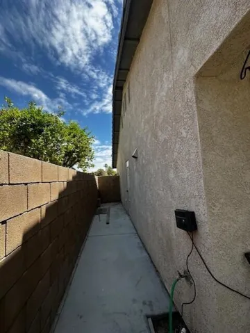 SIDE2