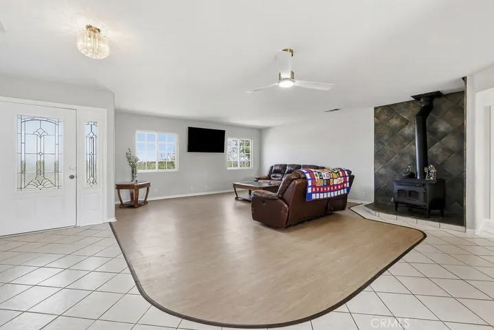 7624 E Avenue U, Littlerock, California 93543