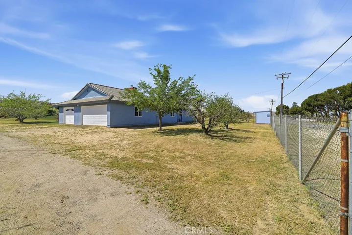 7624 E Avenue U, Littlerock, California 93543