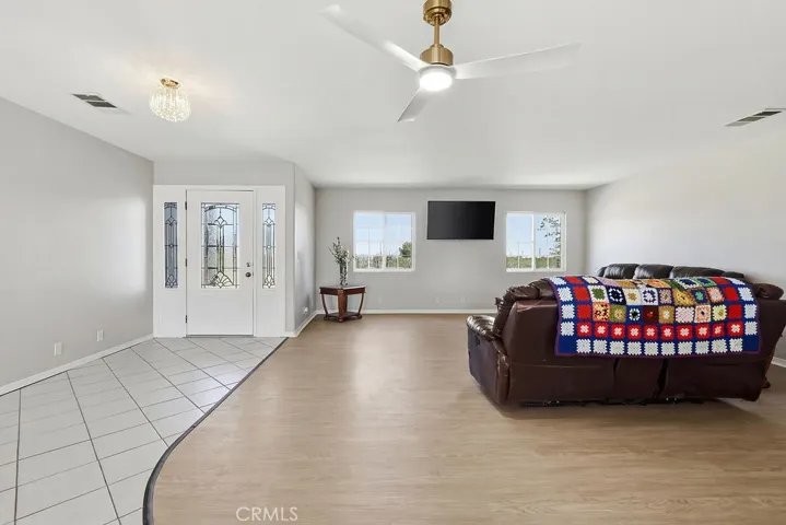 7624 E Avenue U, Littlerock, California 93543