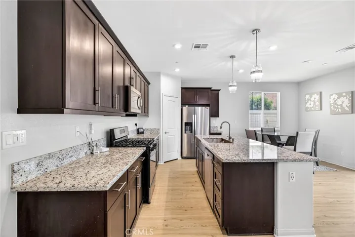1759 Gooseberry Ln, San Jacinto, California 92583