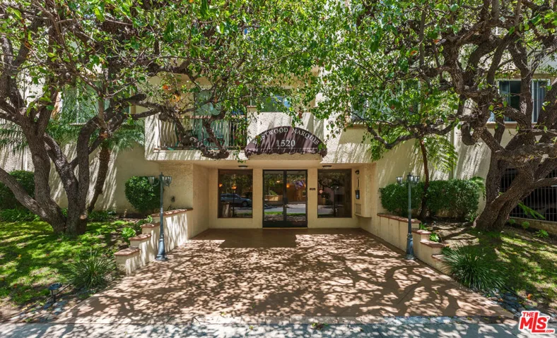 1520 Camden Avenue 105, Los Angeles, California 90025
