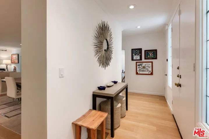 1520 Camden Avenue 105, Los Angeles, California 90025