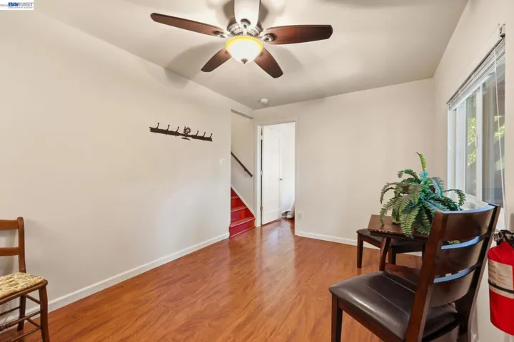 11700 Oak Rd, Forestville, California 95436