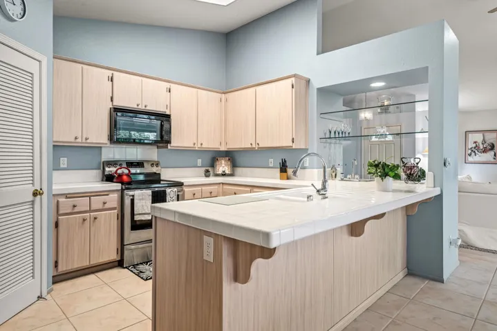 Kitchen 2