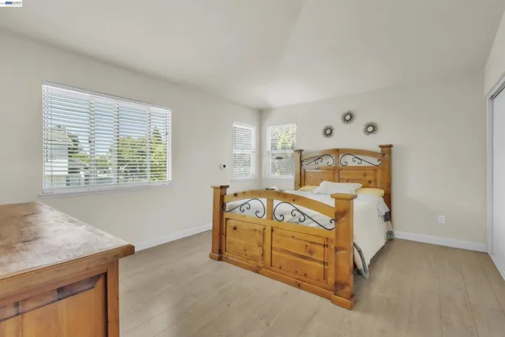 5059 Glenhollow Way, Antioch, California 94531