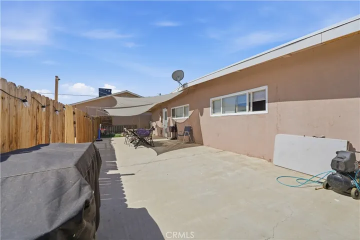 6327 Linda Lee Drive, Yucca Valley, California 92284