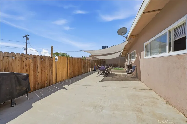 6327 Linda Lee Drive, Yucca Valley, California 92284