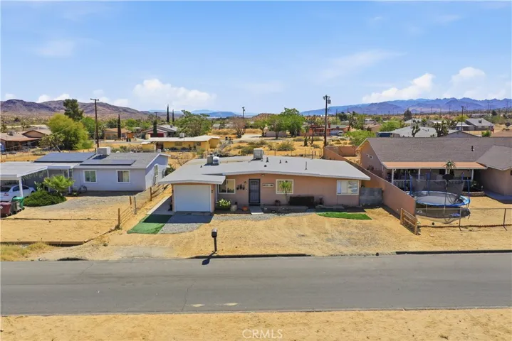 6327 Linda Lee Drive, Yucca Valley, California 92284