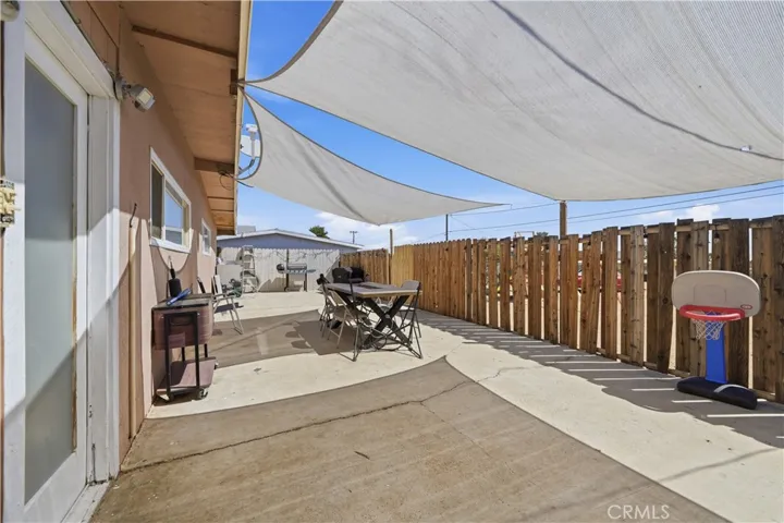 6327 Linda Lee Drive, Yucca Valley, California 92284
