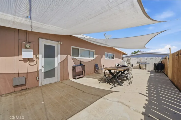 6327 Linda Lee Drive, Yucca Valley, California 92284