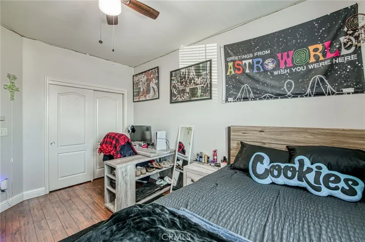 upstairs bedroom 1