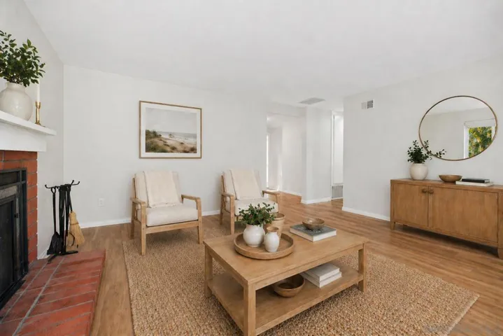 https://zimg.paragon.ice.com/ParagonImages/Property/PA/SDMLS/-522818/5/533/400/f207b427b8ea0fe02a5e28a7526f3a0f/3/8e76c09e761eb36fc675787e6039b2d8/-522818-07182c35-800d-4491-87a0-3575b30b6cc2.JPG