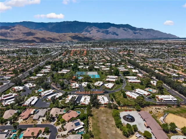 69745 Encanto Court, Rancho Mirage, California 92270