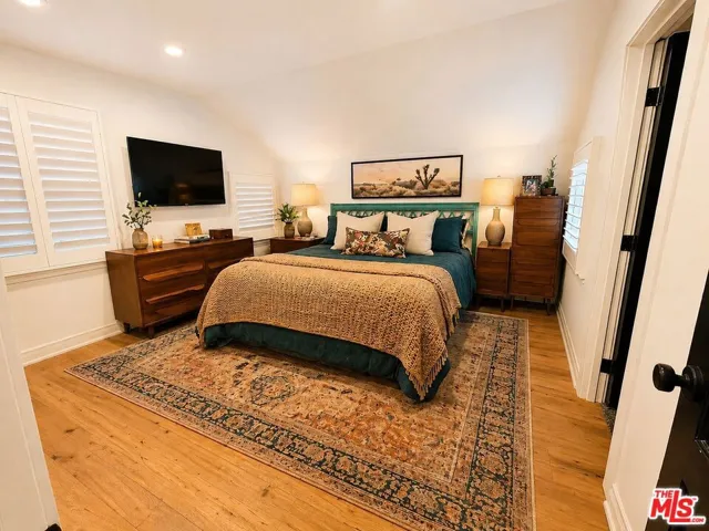 5245 Ventura Canyon Avenue, Van Nuys, California 91401
