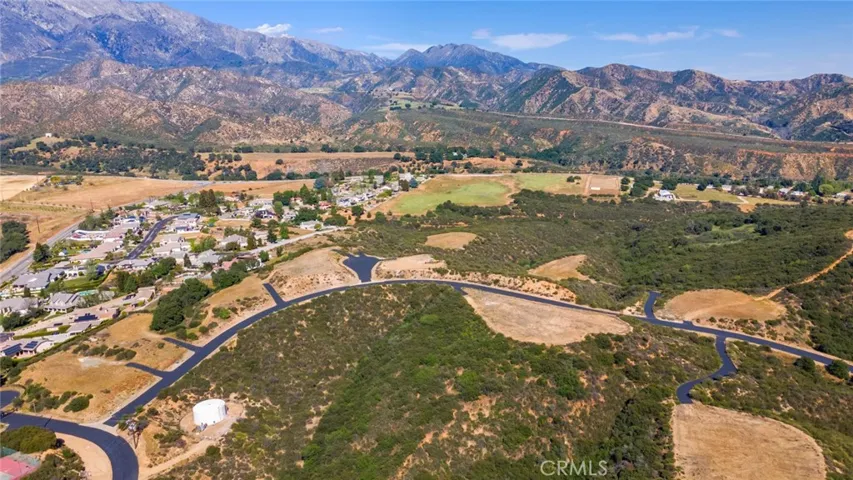 Lot 4 with the Cul-de Sac entrance