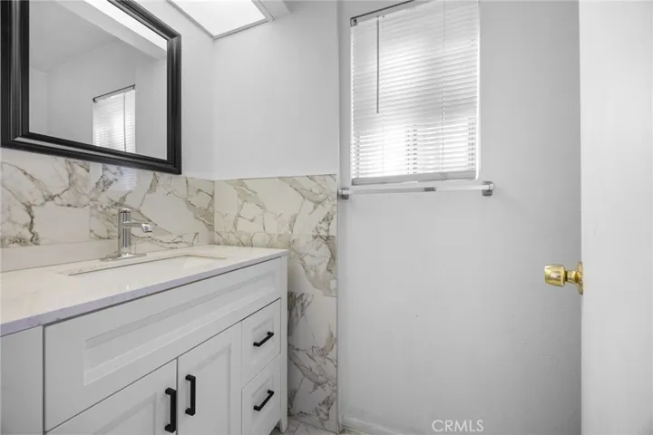 11855 Ramona Blvd, El Monte, California 91732
