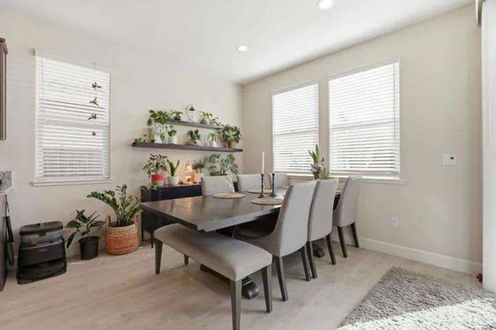 1097 Sunridge Drive, Hollister, California 95023