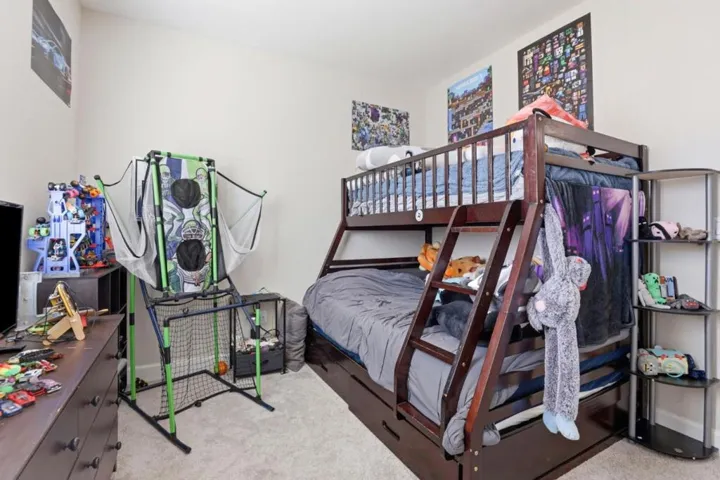 1097 Sunridge Drive, Hollister, California 95023