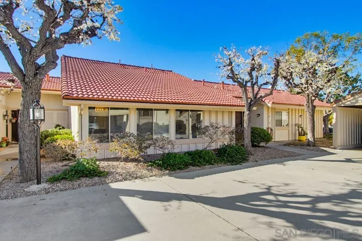 17440 Plaza Cerado 71, San Diego, California 92128